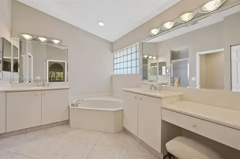 7178 Haviland Circle Boynton Beach FL 33437