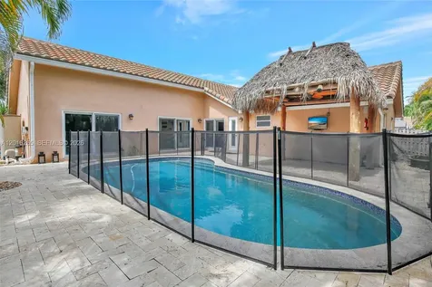 12486 SW 9th Place Davie FL 33325