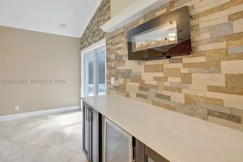 12486 SW 9th Place Davie FL 33325