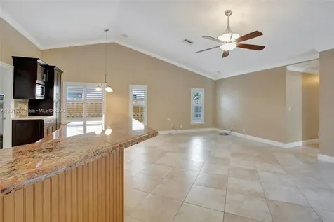 12486 SW 9th Place Davie FL 33325