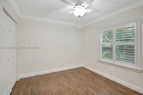 12486 SW 9th Place Davie FL 33325