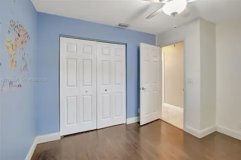 12486 SW 9th Place Davie FL 33325