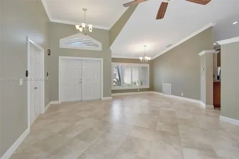 12486 SW 9th Place Davie FL 33325