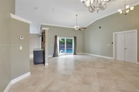 12486 SW 9th Place Davie FL 33325
