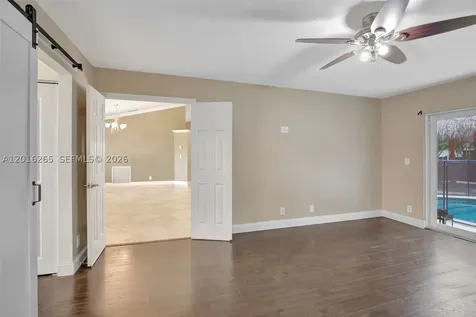 12486 SW 9th Place Davie FL 33325