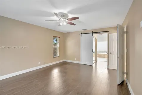 12486 SW 9th Place Davie FL 33325