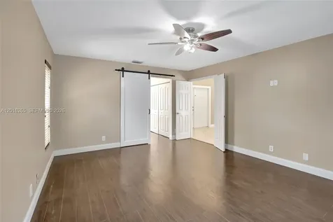 12486 SW 9th Place Davie FL 33325
