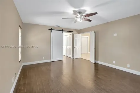 12486 SW 9th Place Davie FL 33325