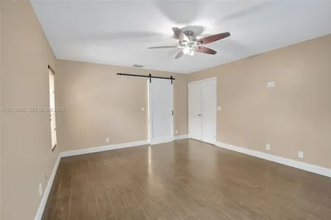 12486 SW 9th Place Davie FL 33325