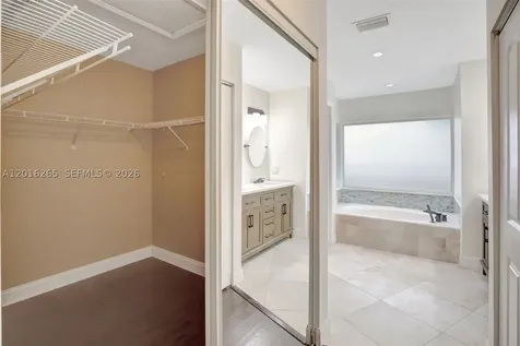 12486 SW 9th Place Davie FL 33325
