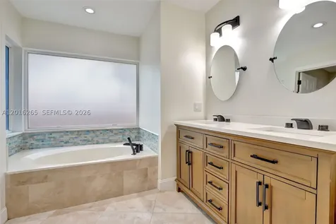 12486 SW 9th Place Davie FL 33325