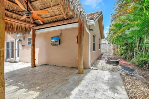 12486 SW 9th Place Davie FL 33325