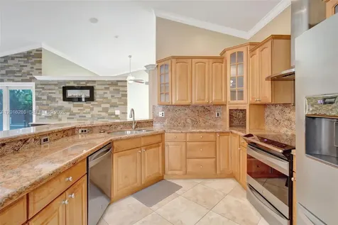12486 SW 9th Place Davie FL 33325