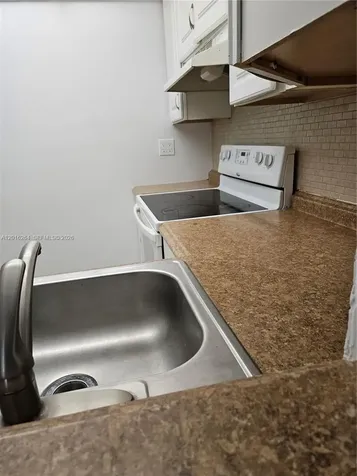 11780 SW 18th Street Miami FL 33175