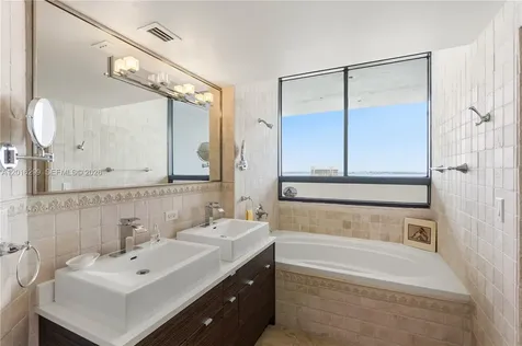 1330 West Avenue Miami Beach FL 33139