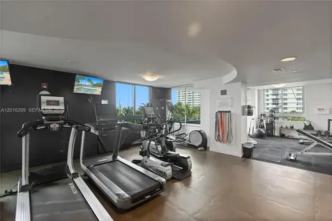 1330 West Avenue Miami Beach FL 33139