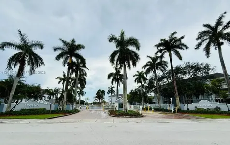 8520 SW 212th Street Cutler Bay FL 33189