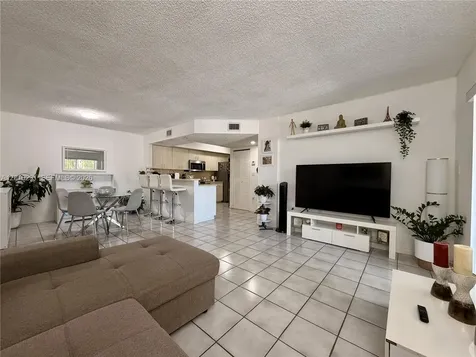 8520 SW 212th Street Cutler Bay FL 33189
