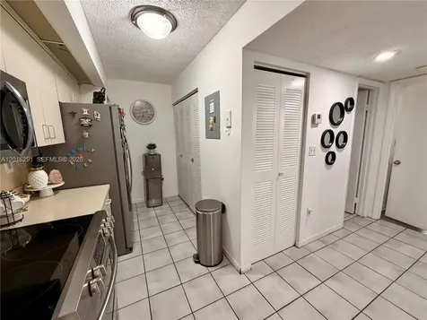 8520 SW 212th Street Cutler Bay FL 33189