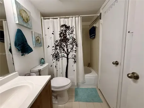 8520 SW 212th Street Cutler Bay FL 33189