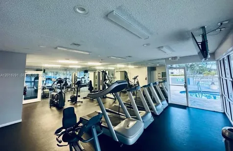8520 SW 212th Street Cutler Bay FL 33189
