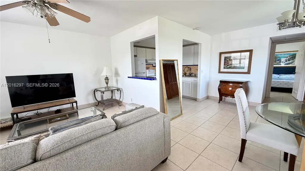 459 Monaco J Delray Beach FL 33446