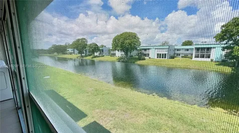 459 Monaco J Delray Beach FL 33446