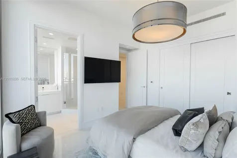 17975 Collins Avenue Sunny Isles Beach FL 33160