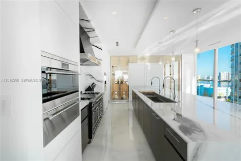 17975 Collins Avenue Sunny Isles Beach FL 33160