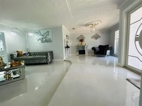 10830 SW 170th Terrace Miami FL 33157