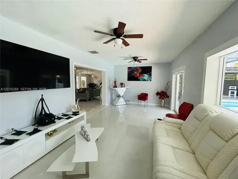 10830 SW 170th Terrace Miami FL 33157
