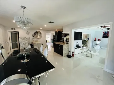 10830 SW 170th Terrace Miami FL 33157