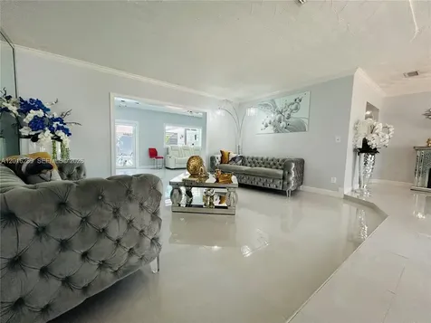 10830 SW 170th Terrace Miami FL 33157