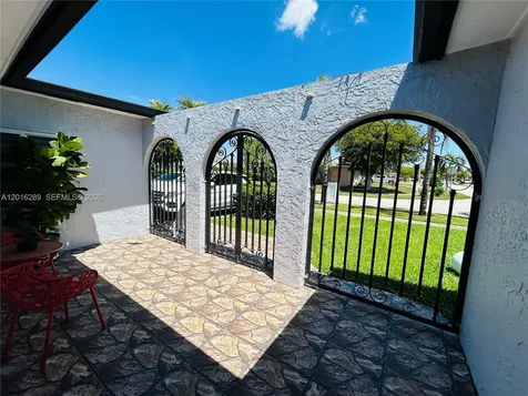 10830 SW 170th Terrace Miami FL 33157