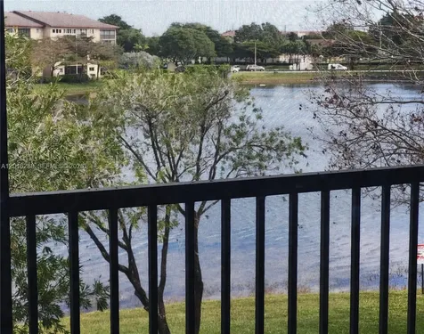 13705 SW 12th Street Pembroke Pines FL 33027