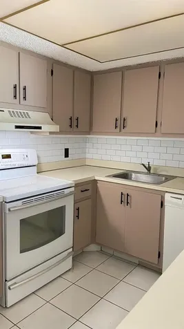 5550 NW 44th Street Lauderhill FL 33319