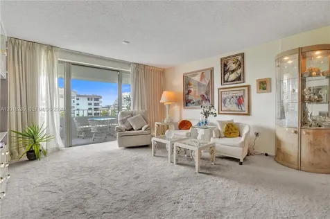 155 Ocean Lane Drive Key Biscayne FL 33149