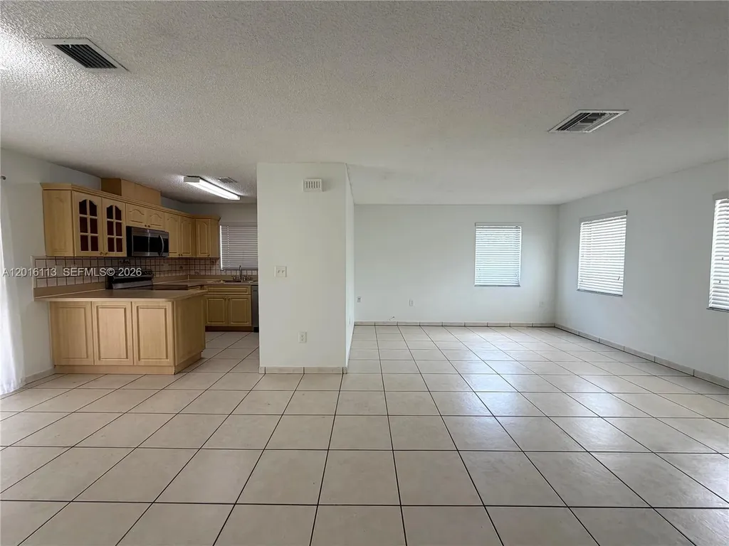 7993 SW 9th Terrace Miami FL 33144