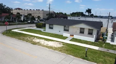 7993 SW 9th Terrace Miami FL 33144