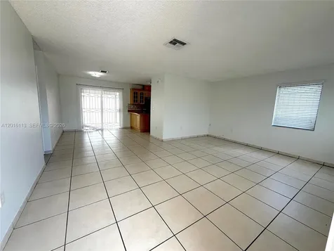 7993 SW 9th Terrace Miami FL 33144