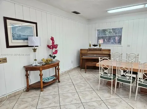 9420 W Flagler Street Miami FL 33174