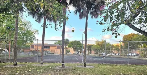 9420 W Flagler Street Miami FL 33174
