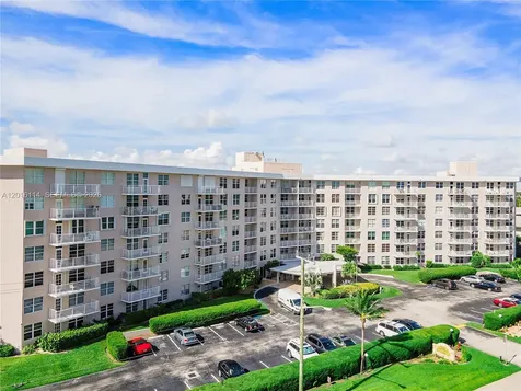 2851 S Ocean Boulevard Boca Raton FL 33432
