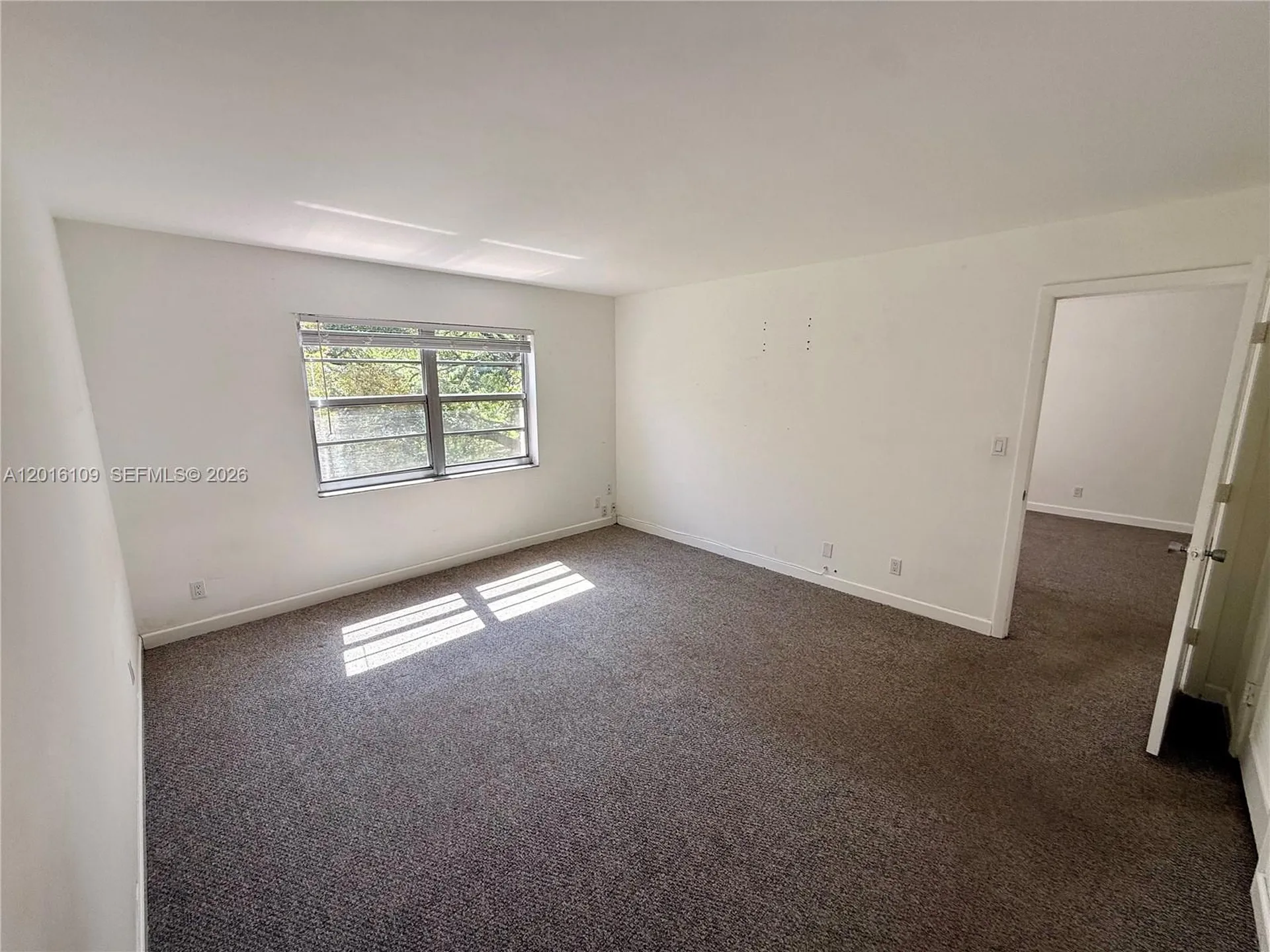 1075 Riverside Drive Coral Springs FL 33071