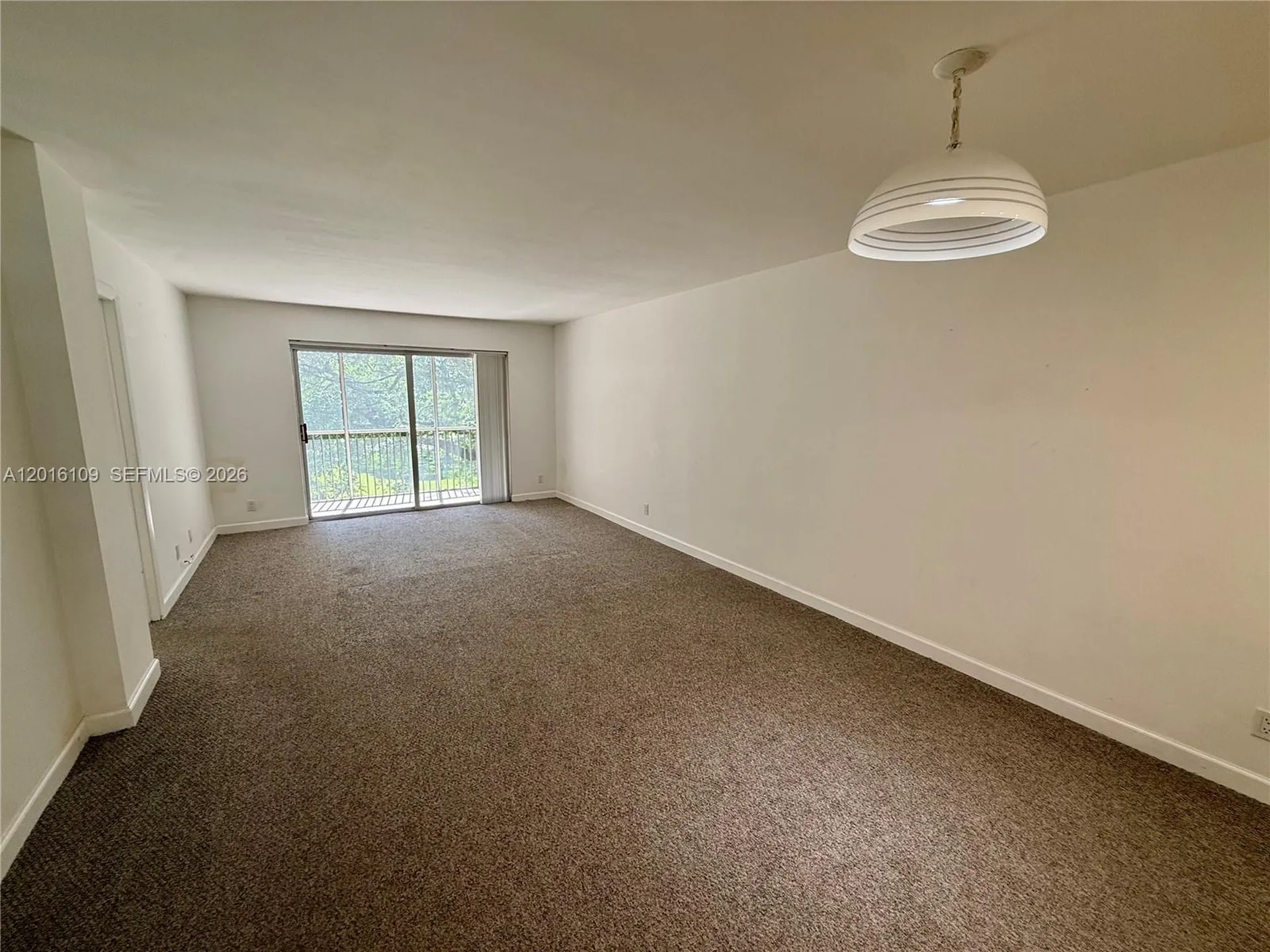 1075 Riverside Drive Coral Springs FL 33071