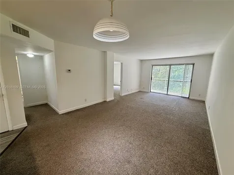 1075 Riverside Drive Coral Springs FL 33071