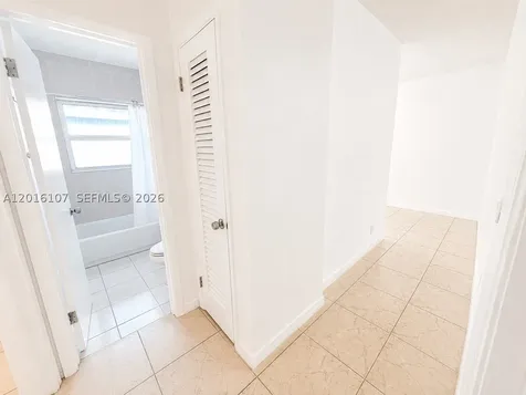 825 S 20th Avenue Hollywood FL 33020