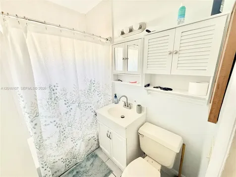 825 S 20th Avenue Hollywood FL 33020