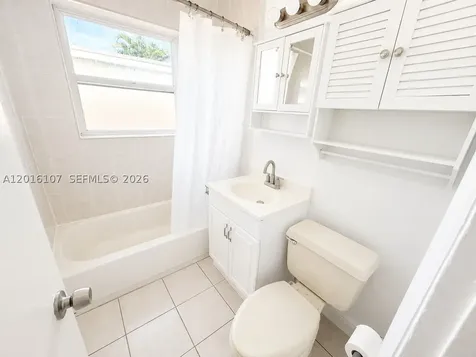 825 S 20th Avenue Hollywood FL 33020