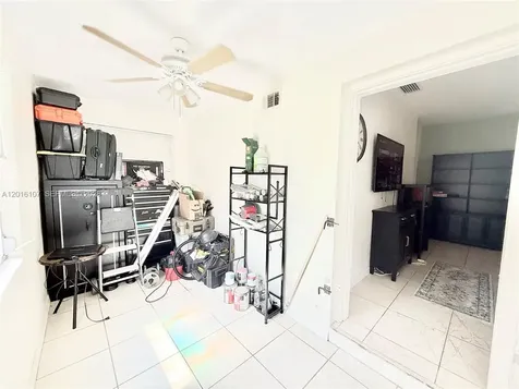 825 S 20th Avenue Hollywood FL 33020